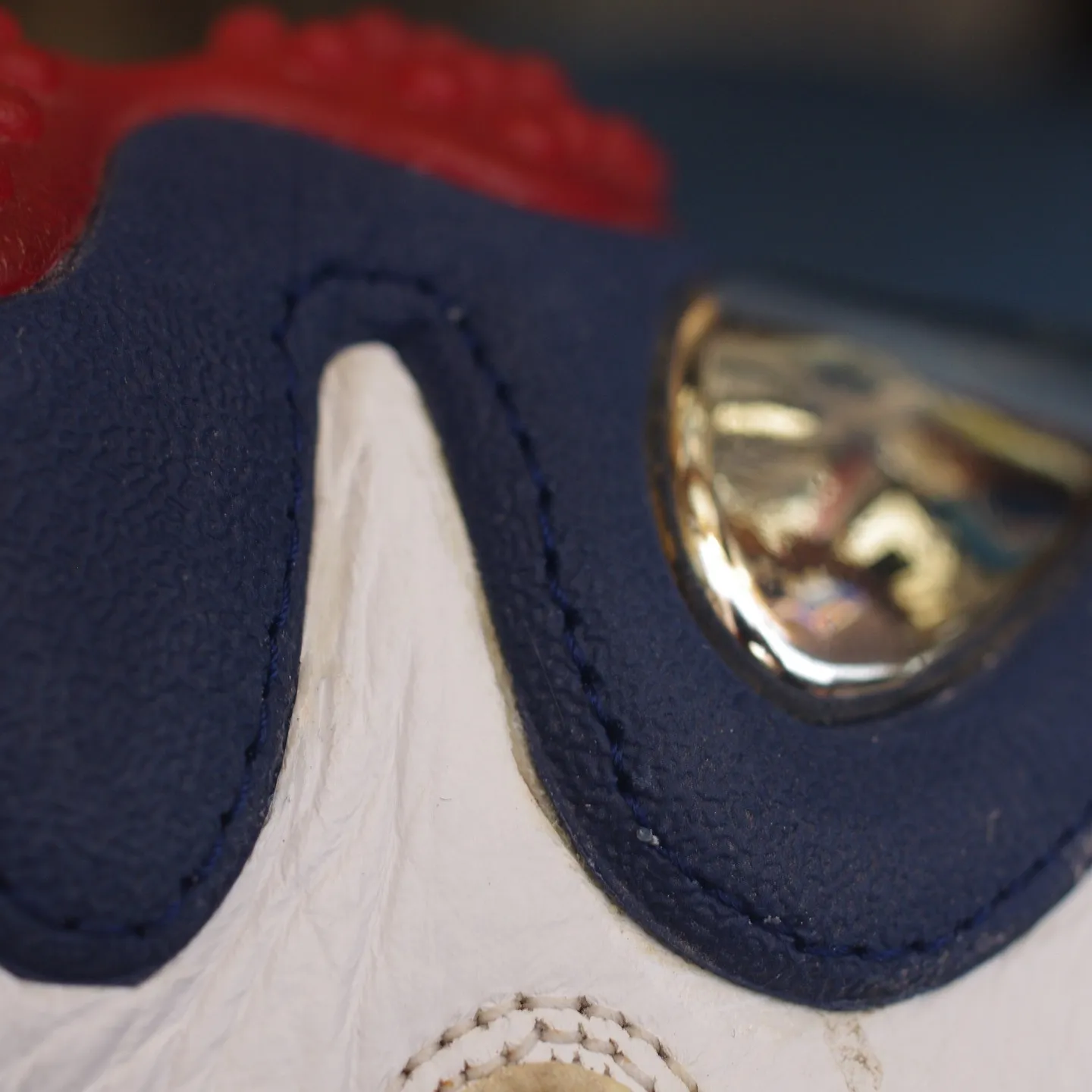 山梨県のK様からご依頼いただいた、大切なNIKEエアズームフ...