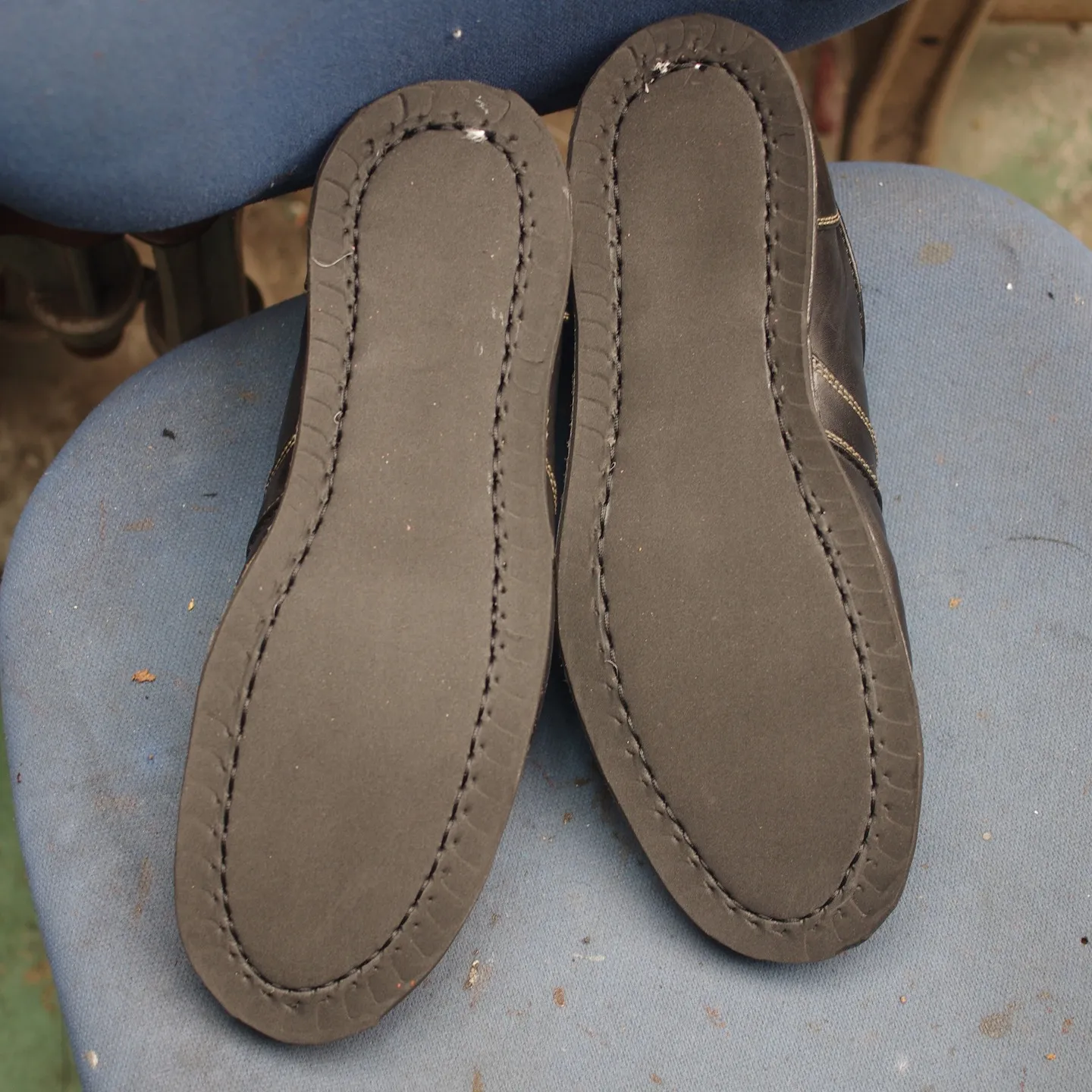 倉敷市のT様のASICSカジュアルシューズ、見事に変身しまし...