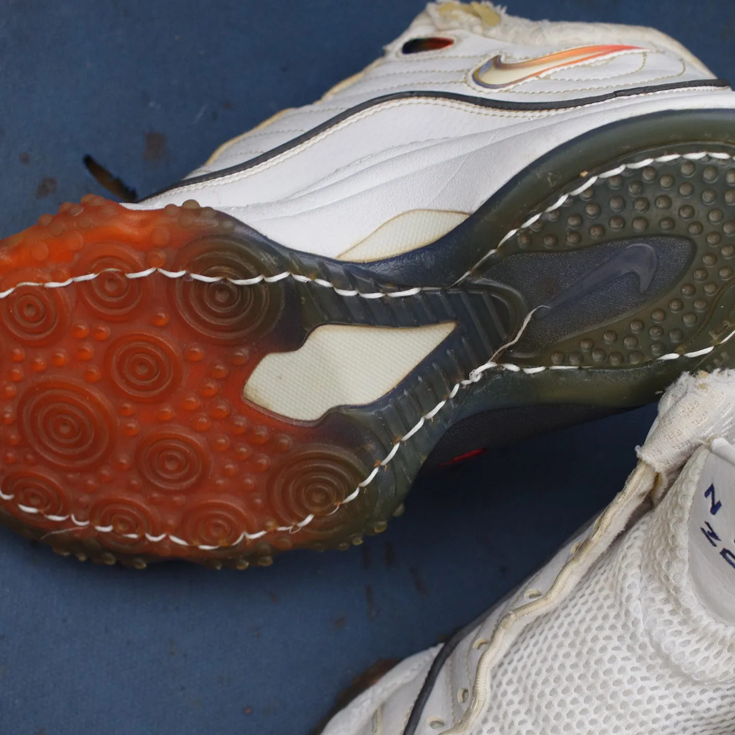 長野県のお客様から送られてきたNIKEエアズームフライトのソ...