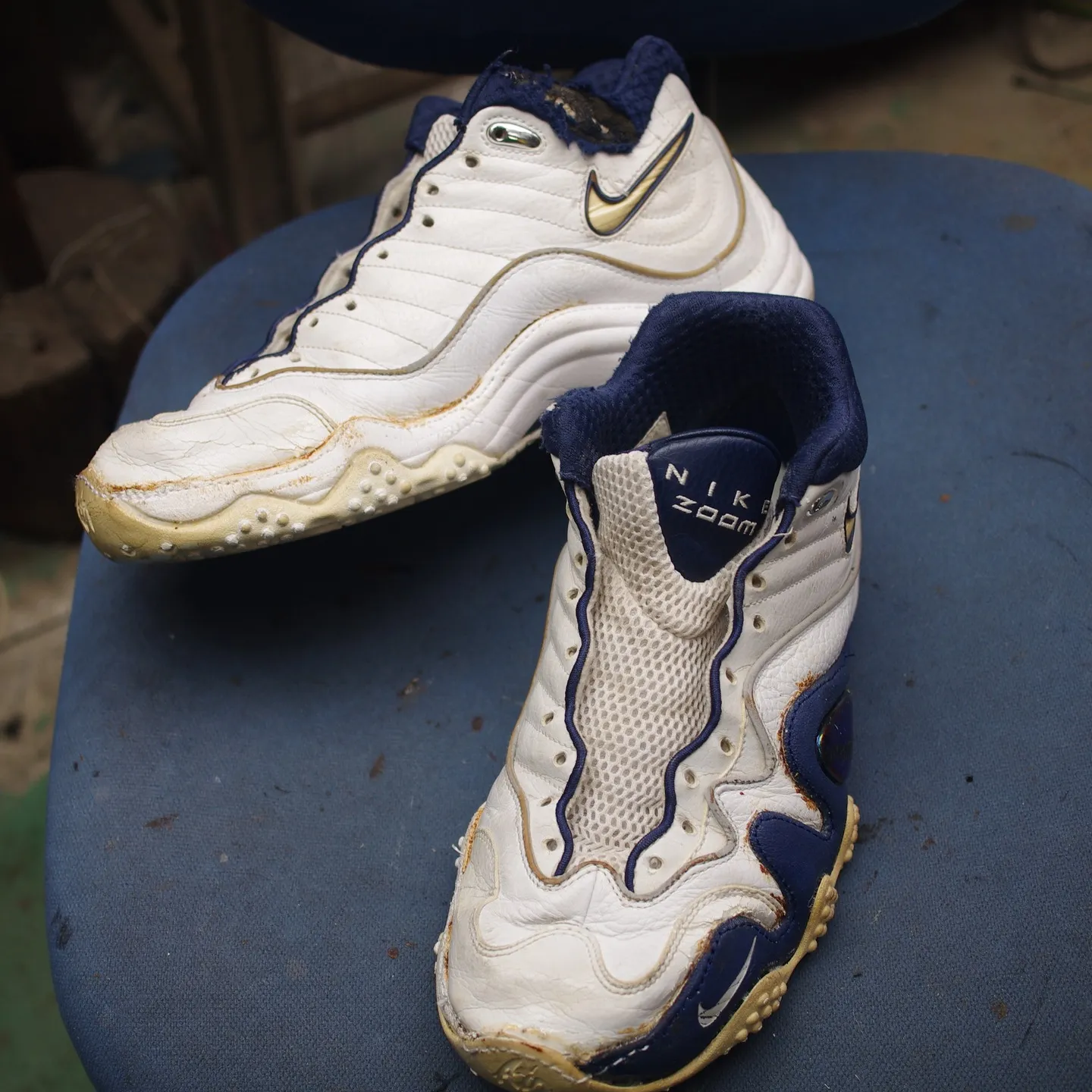 岡山県岡山市のM様からお預かりしたナイキエアズームフライトの...