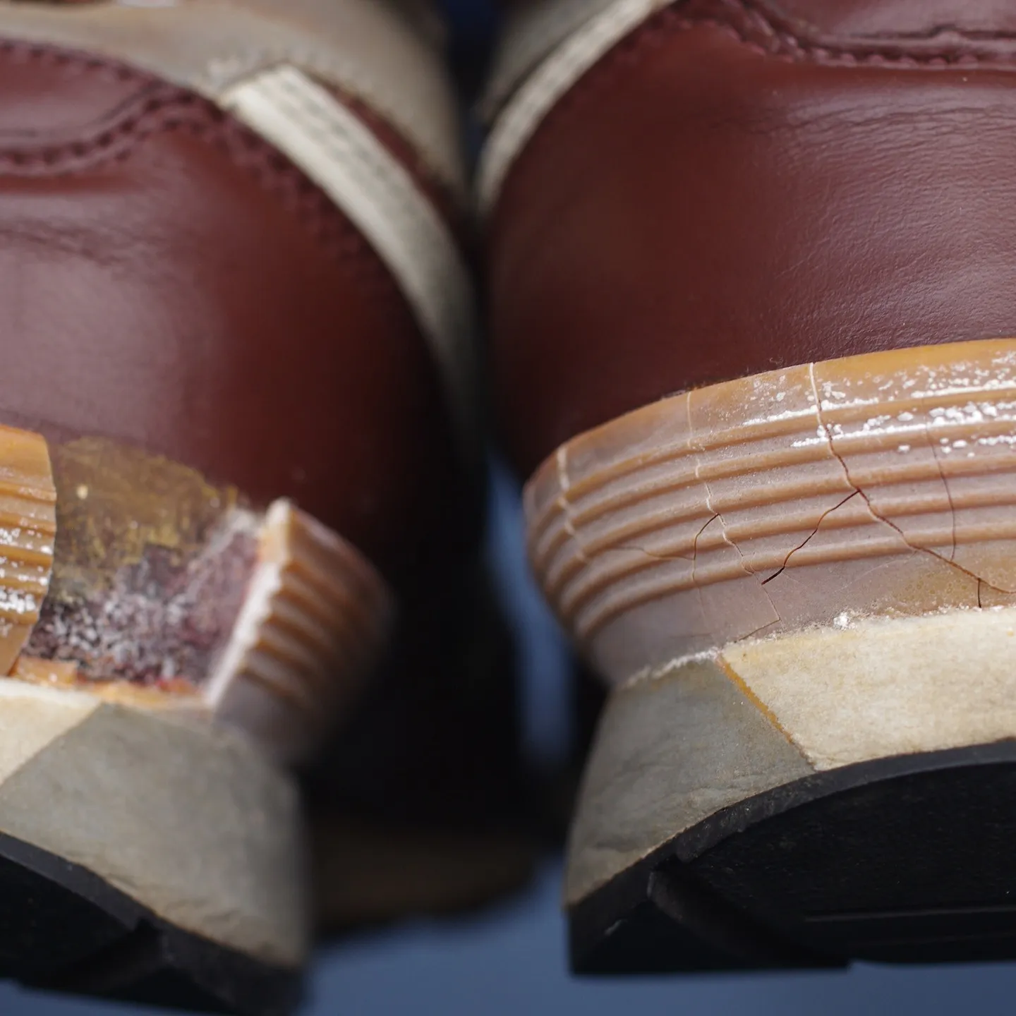 広島県のK様、この度は大切なNewBalance（ニューバランス）576の修理をご依頼いただき、誠にありがとうございました。