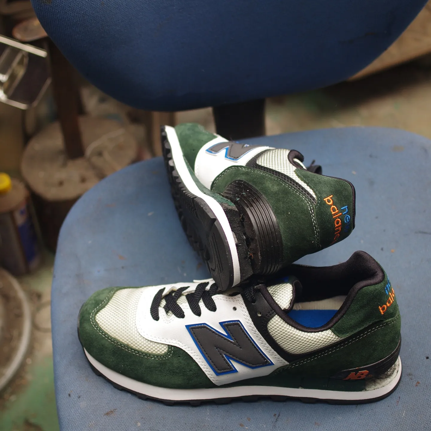 👞大切な靴が加水分解でボロボロに…そんな時はお任せください！...