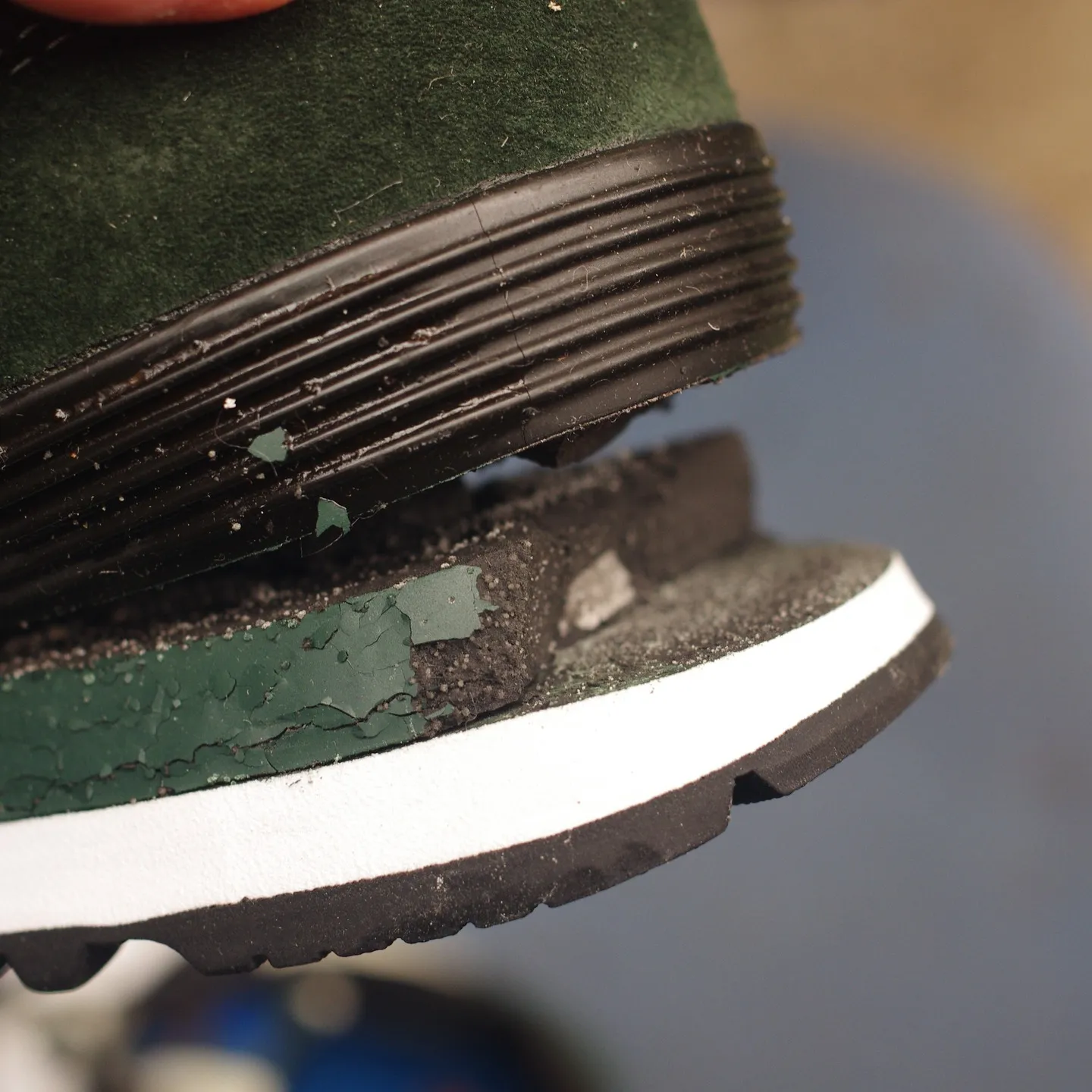 👞大切な靴が加水分解でボロボロに…そんな時はお任せください！...