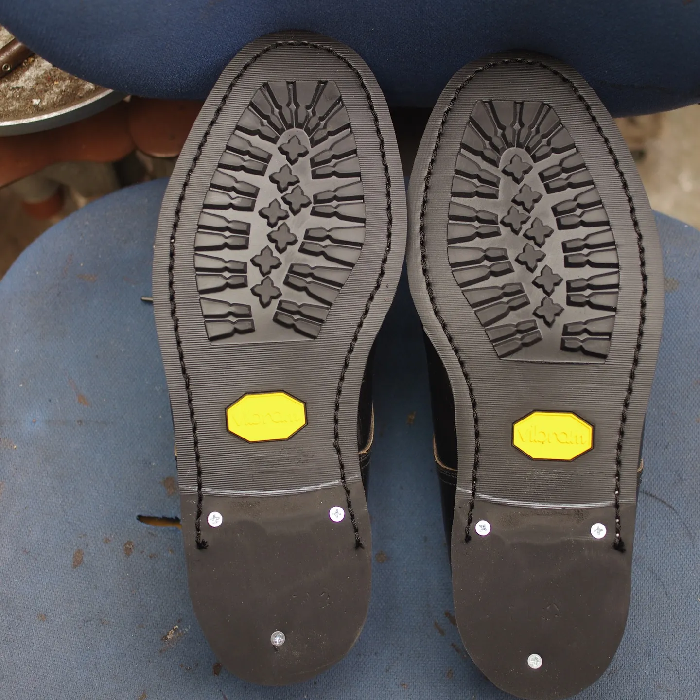 倉敷市にお住まいのI様よりお預かりしたREGALの紳士革靴、...