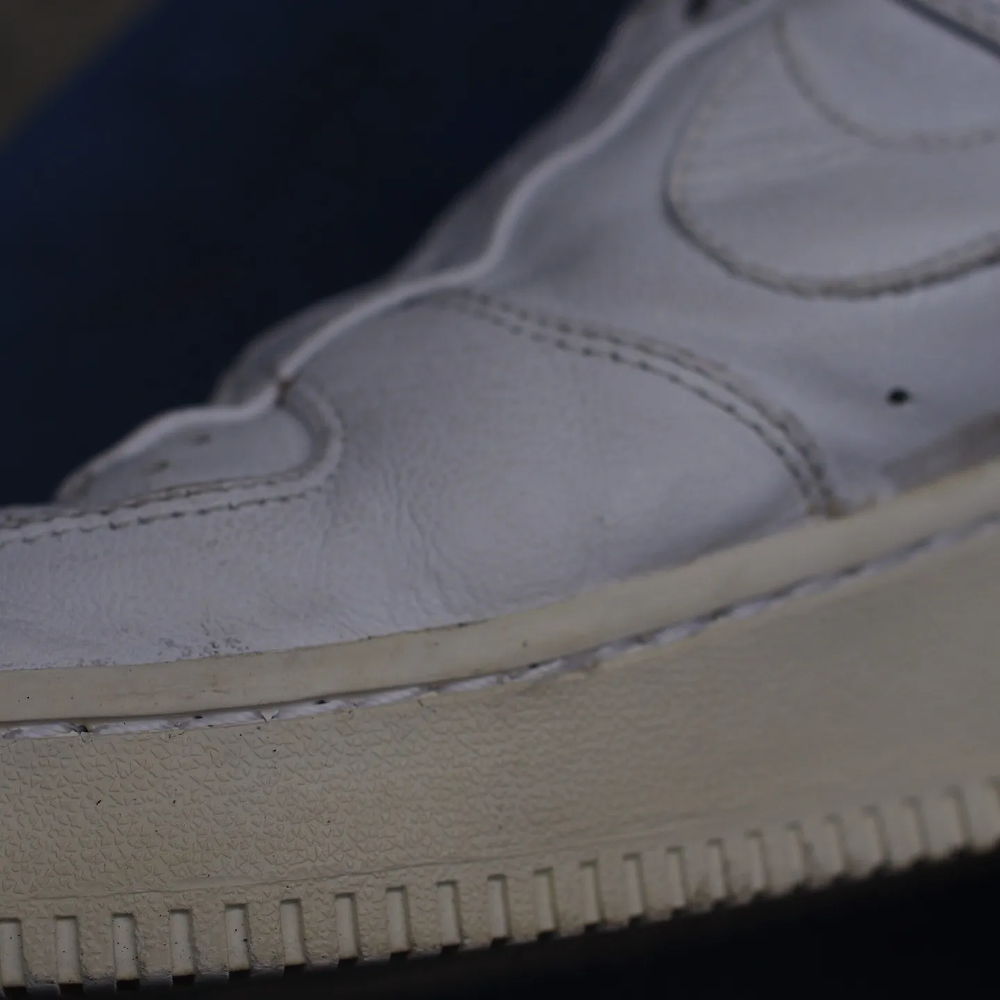 神奈川県からお越しのH様よりお預かりしたナイキエアフォースワ...