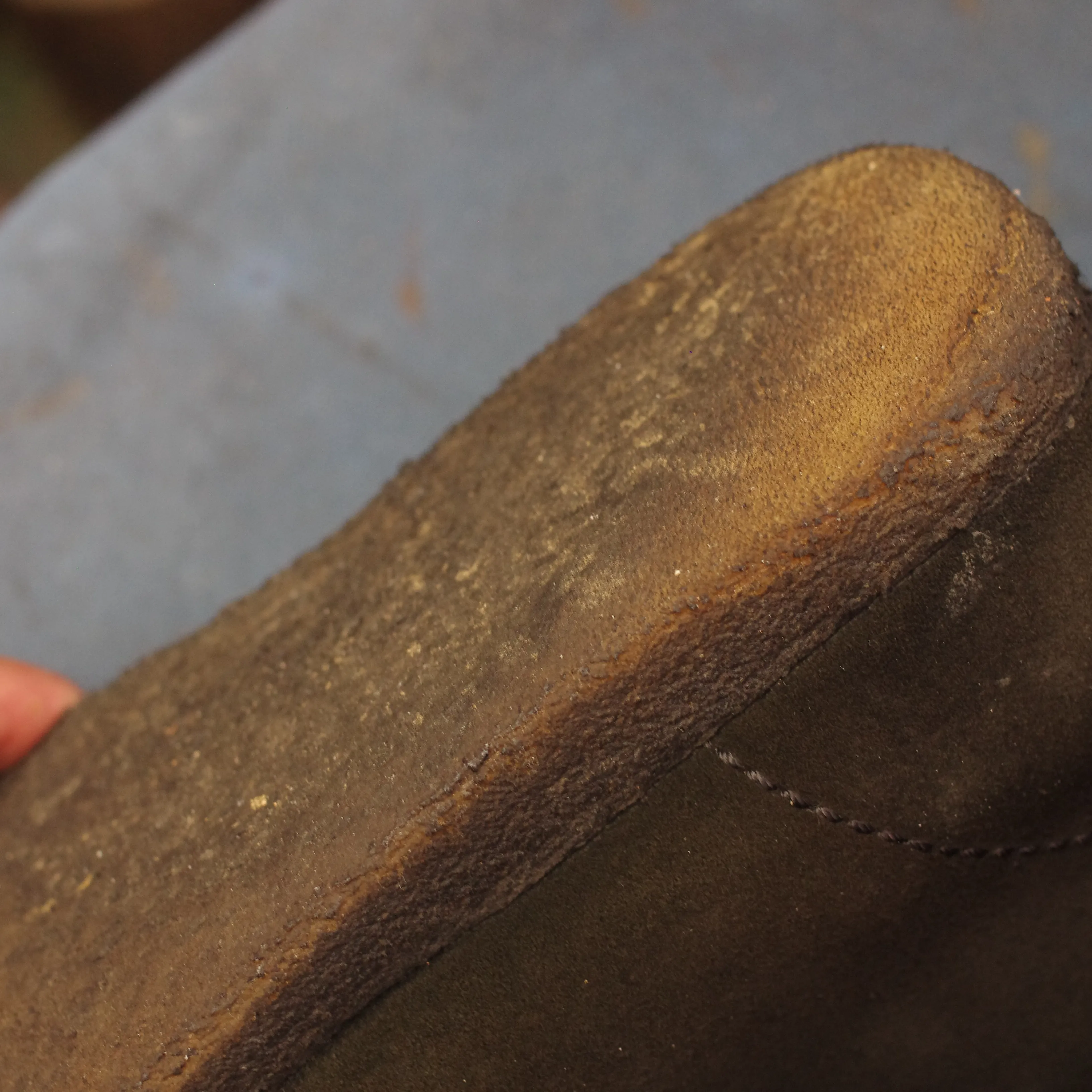 👞【Clarks ワラビーブーツ オールソール交換修理】👞