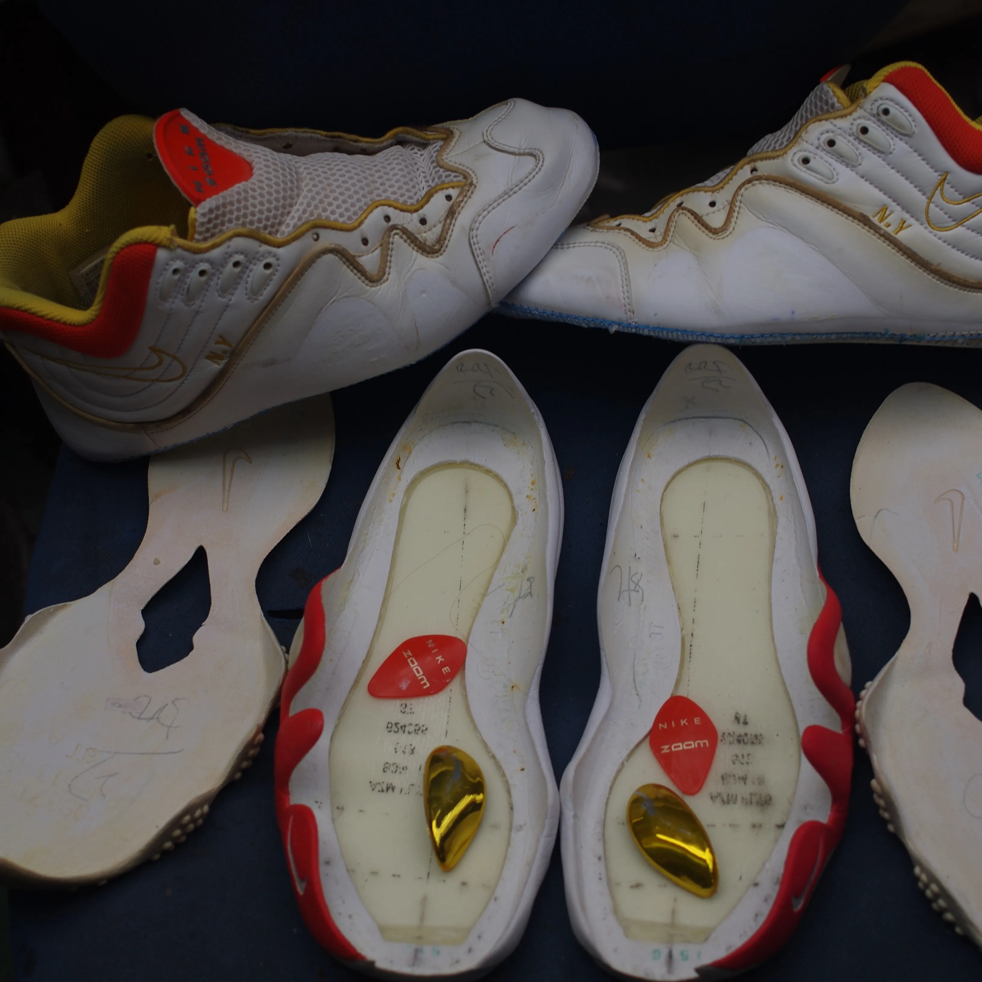 👟【NIKE Air Zoom Flight 5 ソール剥が...