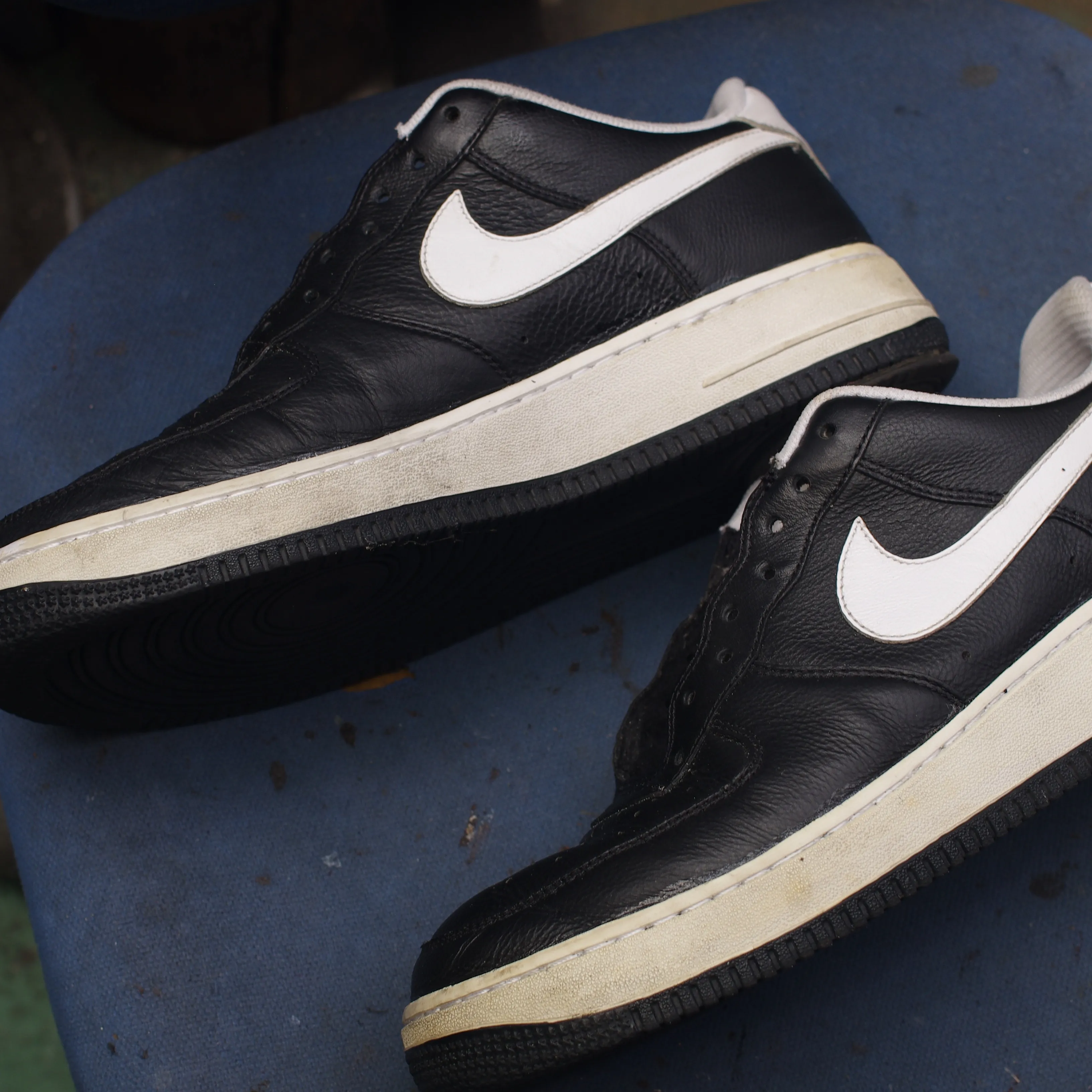 【修理事例|NIKE Air Force 1 ソール内部クッ...