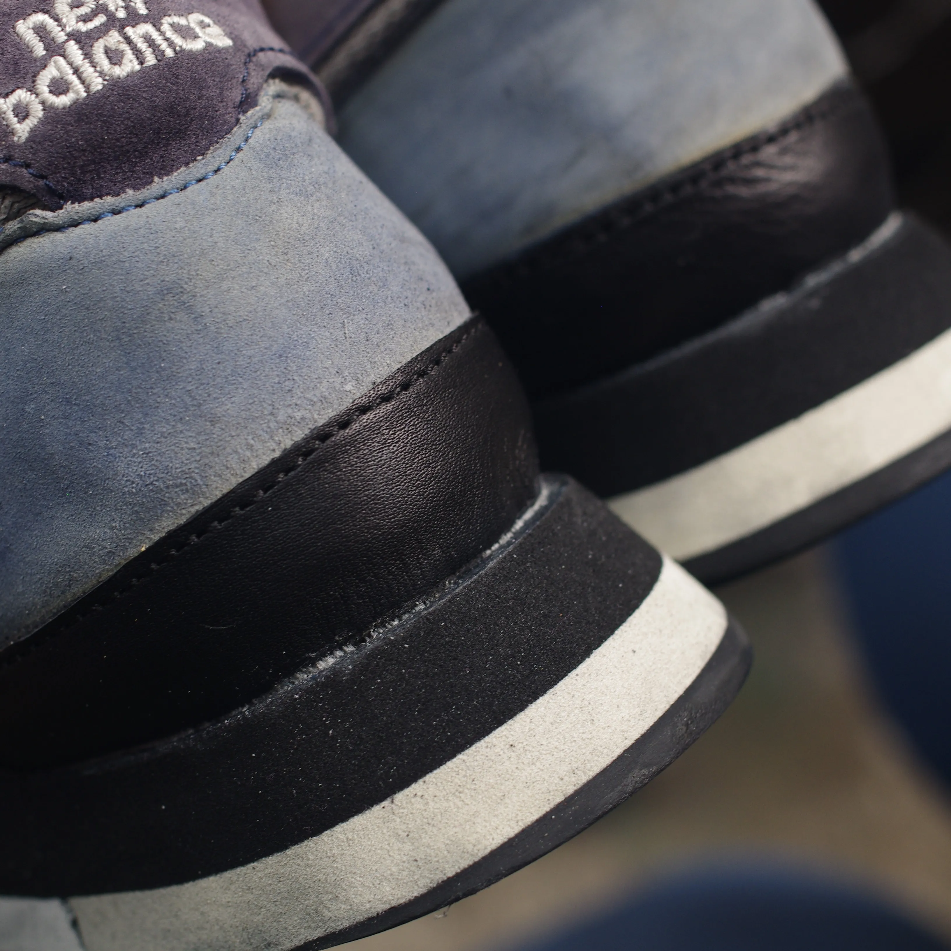 【New Balance 1300 加水分解修理｜ウェッジヒ...