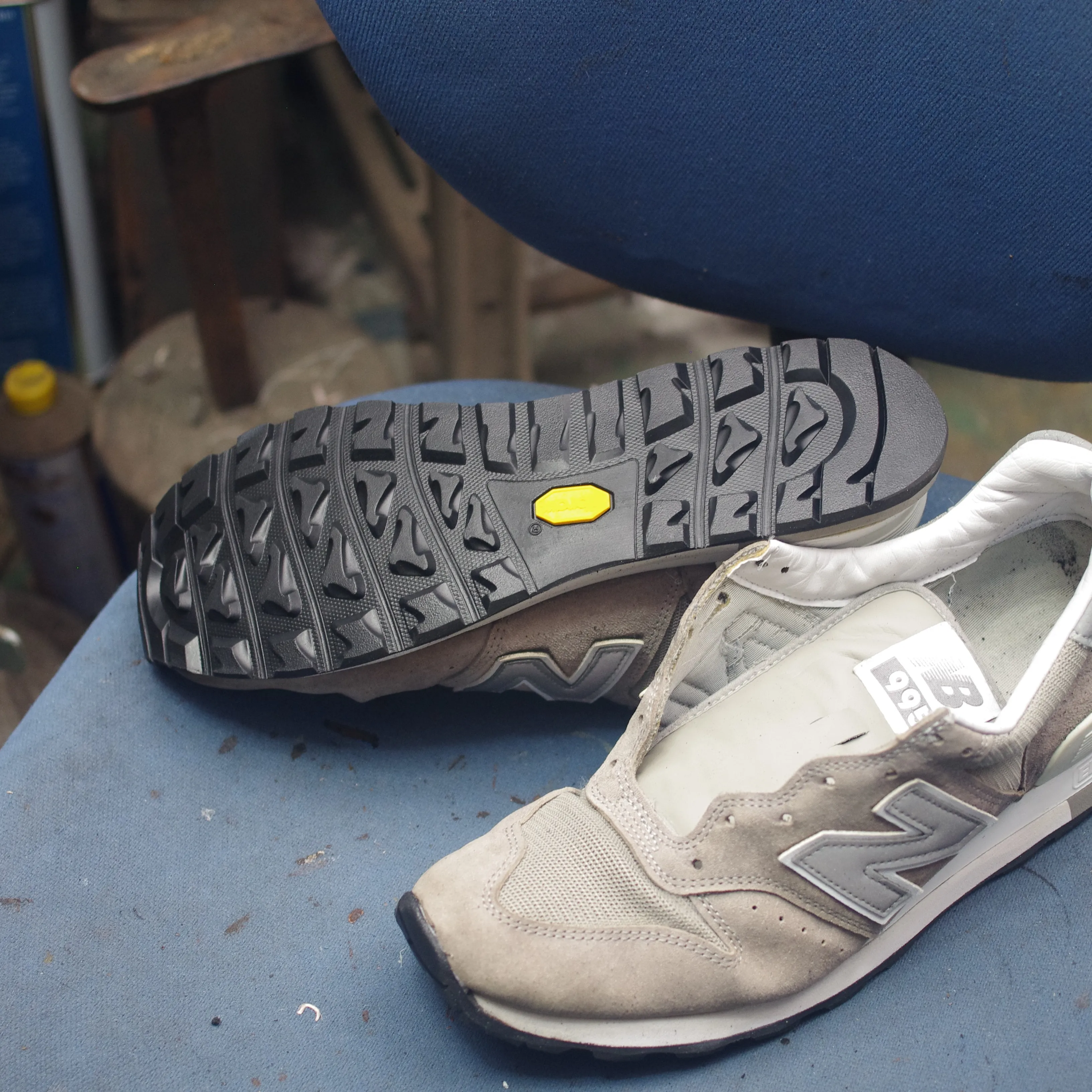 【New Balance 995 ソール交換|すり減ったアウ...