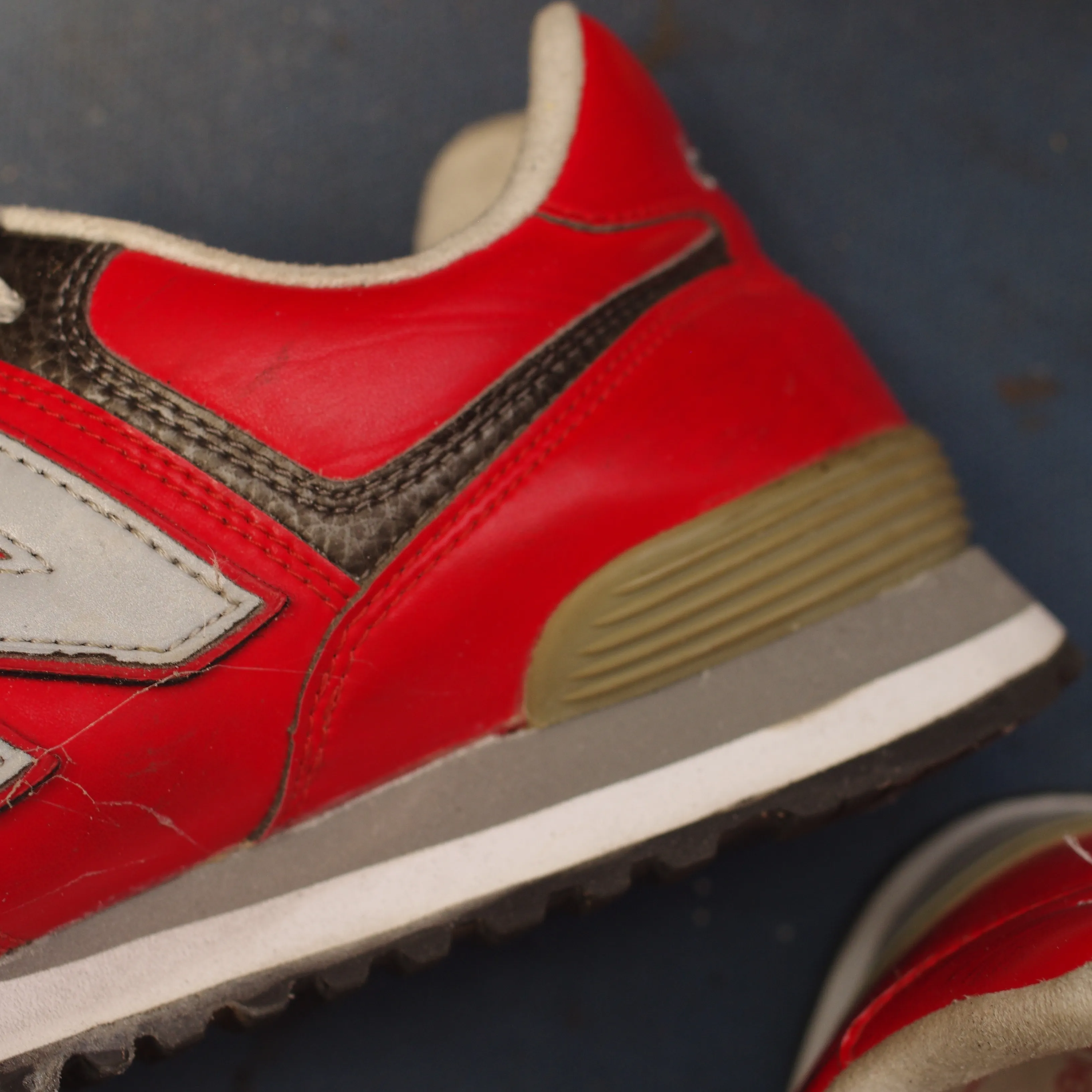 【New Balance 574 修理|加水分解したウェッジ...