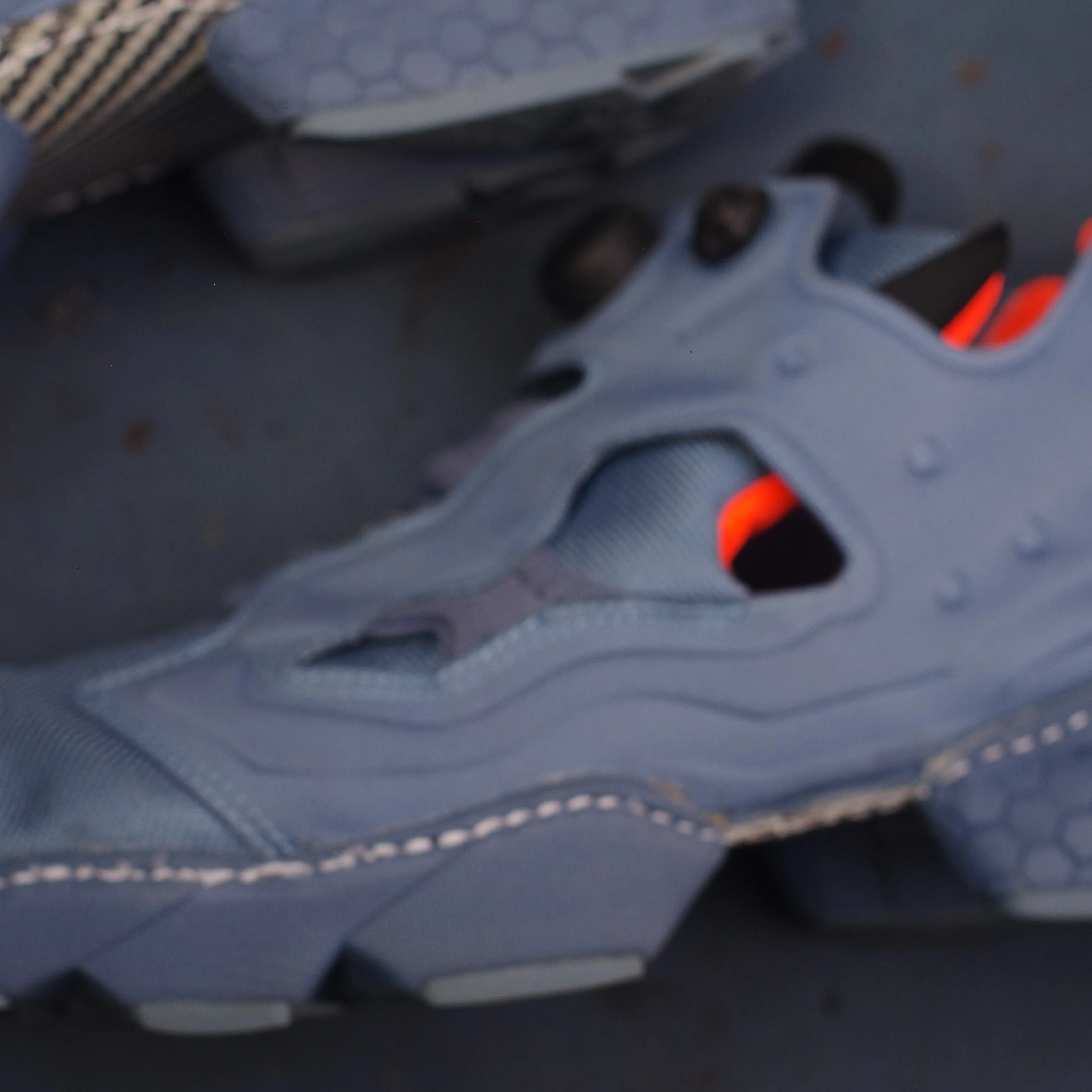 【Reebok インスタポンプフューリー｜ソール剥がれ修理】