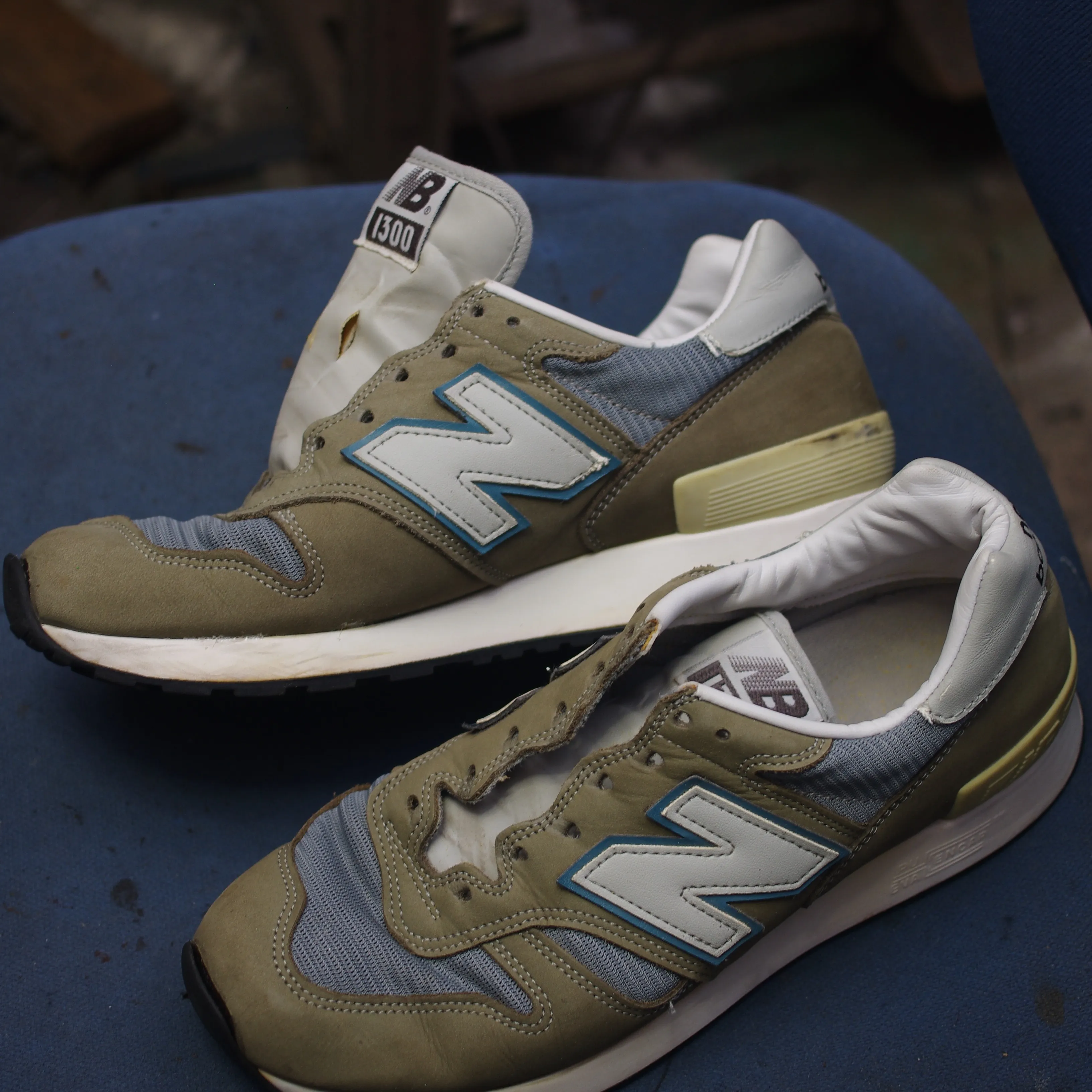 【New Balance 1300｜シュータンのスポンジ加水...