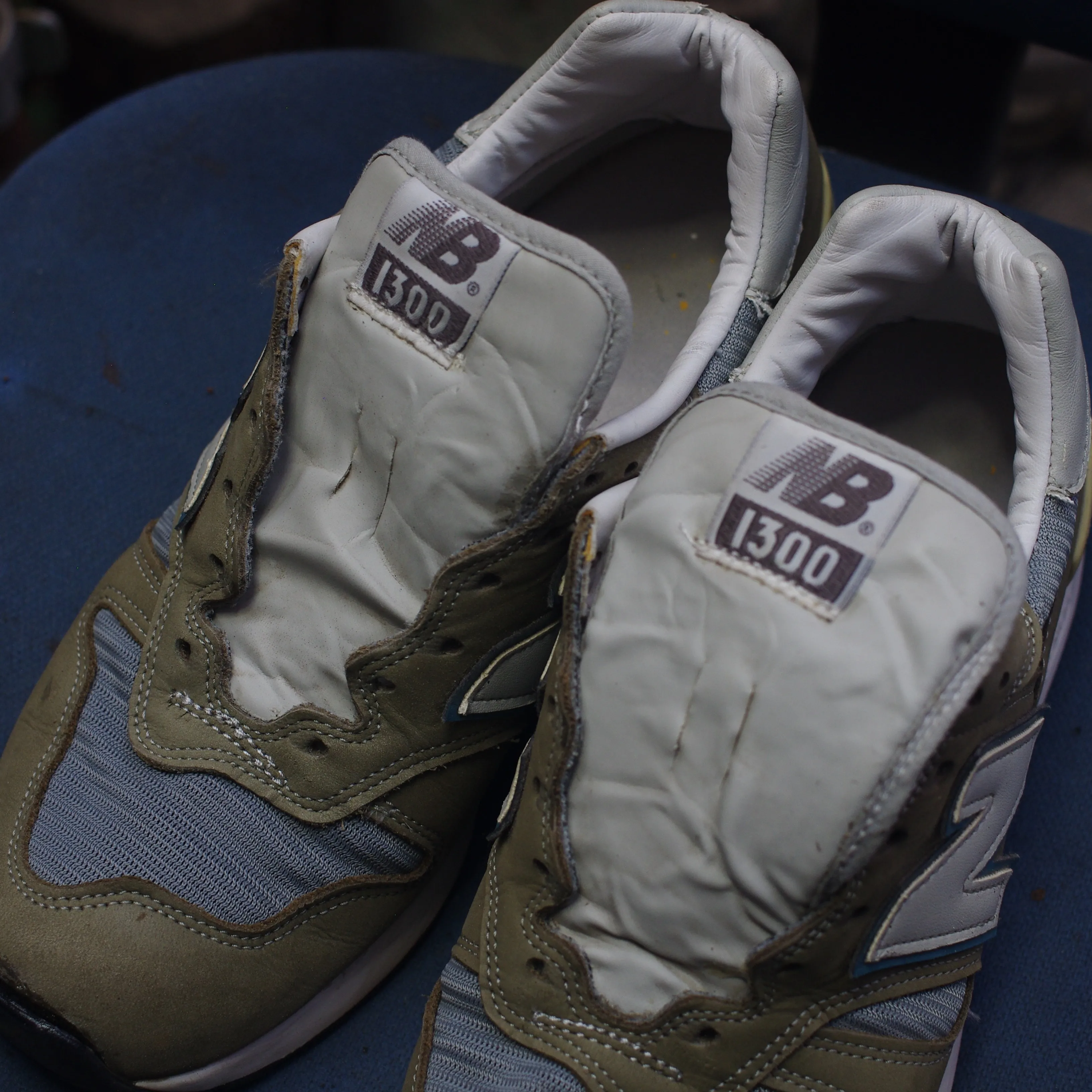 【New Balance 1300｜シュータンのスポンジ加水...
