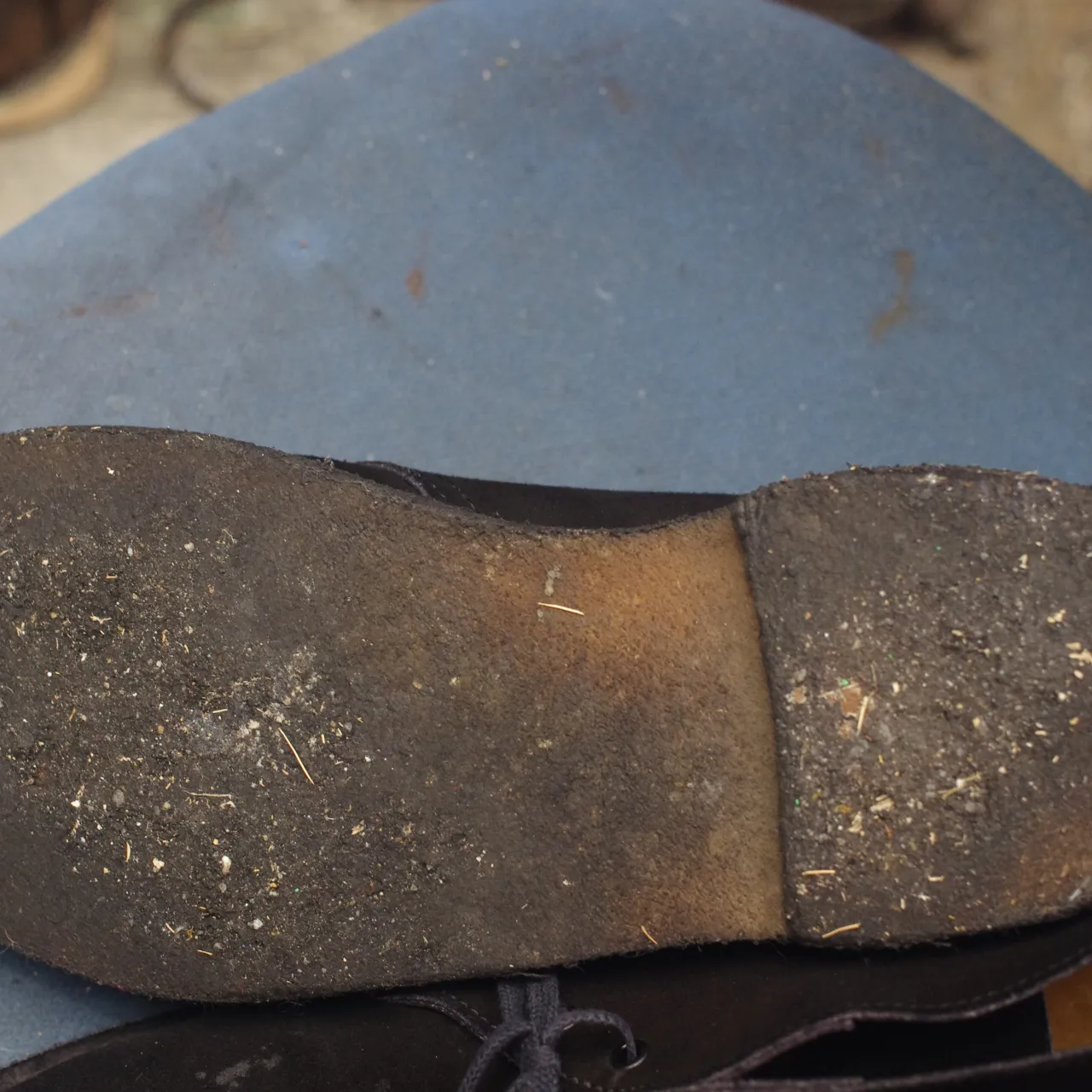 【Clarks デザートブーツのソール交換｜Vibram26...