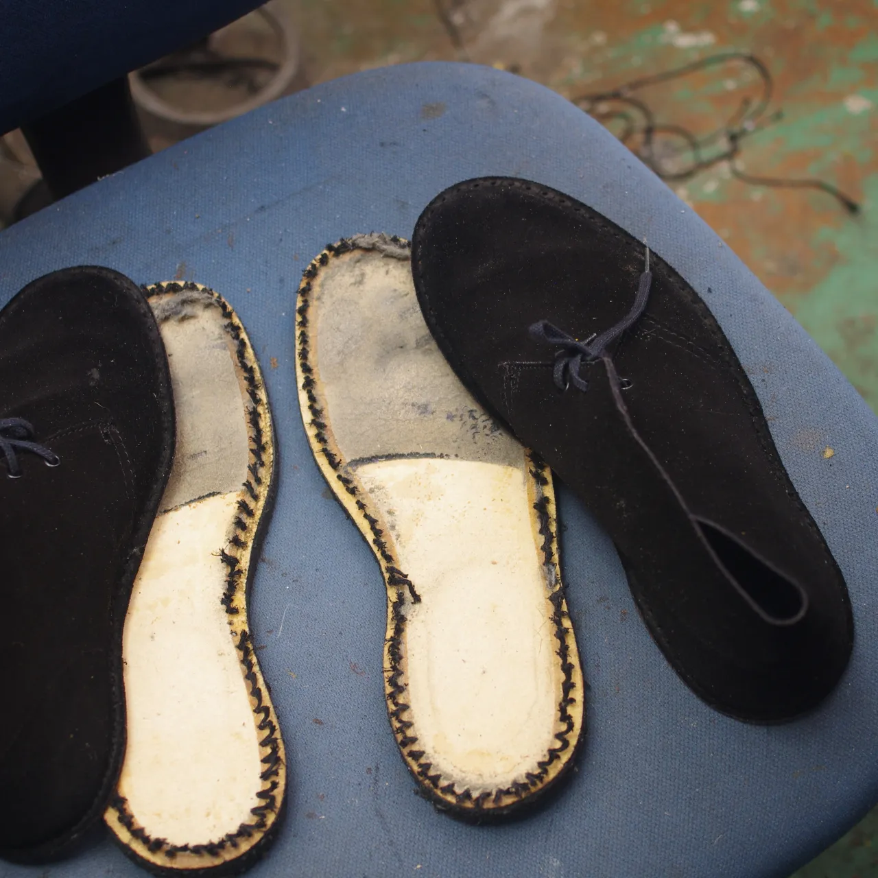 【Clarks デザートブーツのソール交換｜Vibram26...