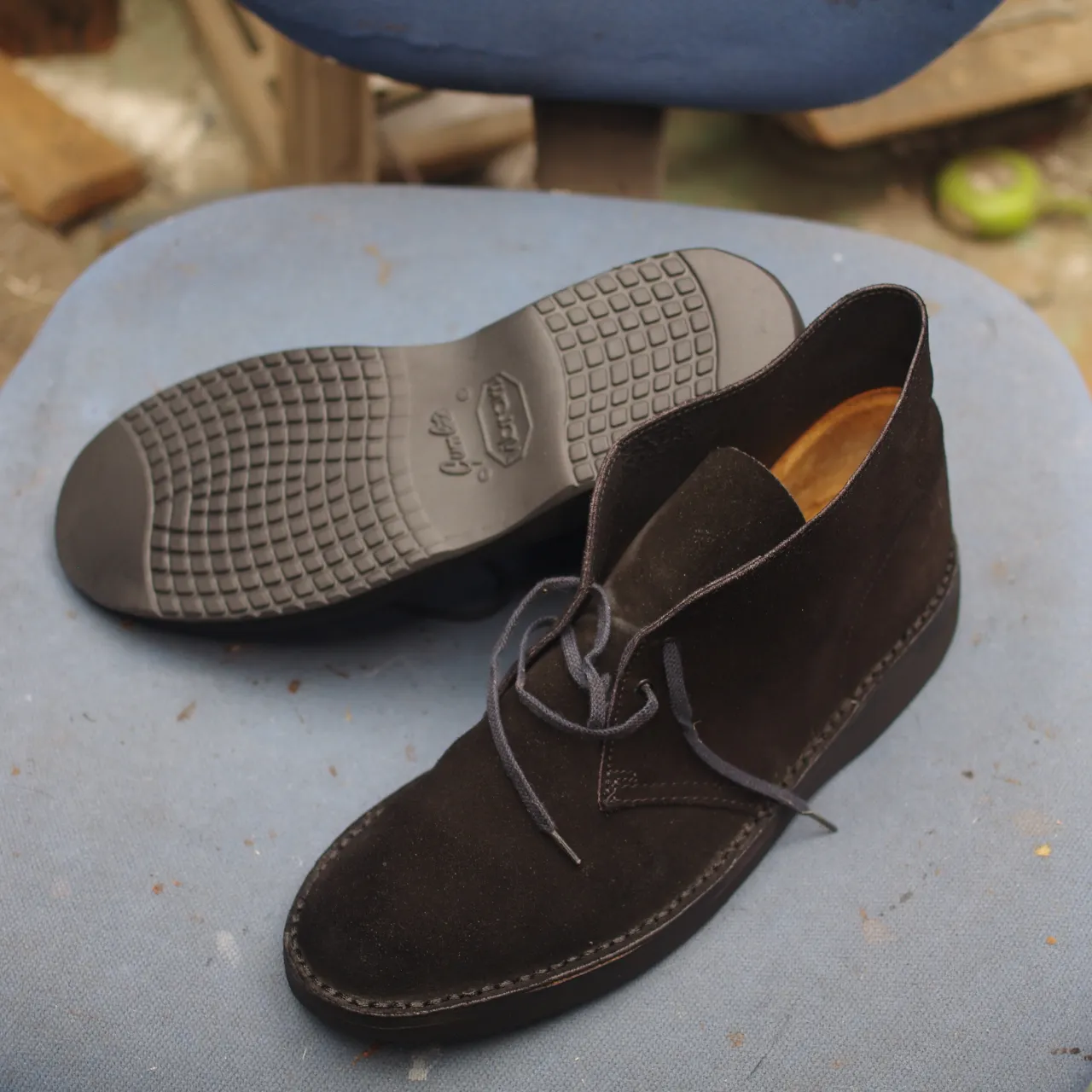 【Clarks デザートブーツのソール交換｜Vibram26...