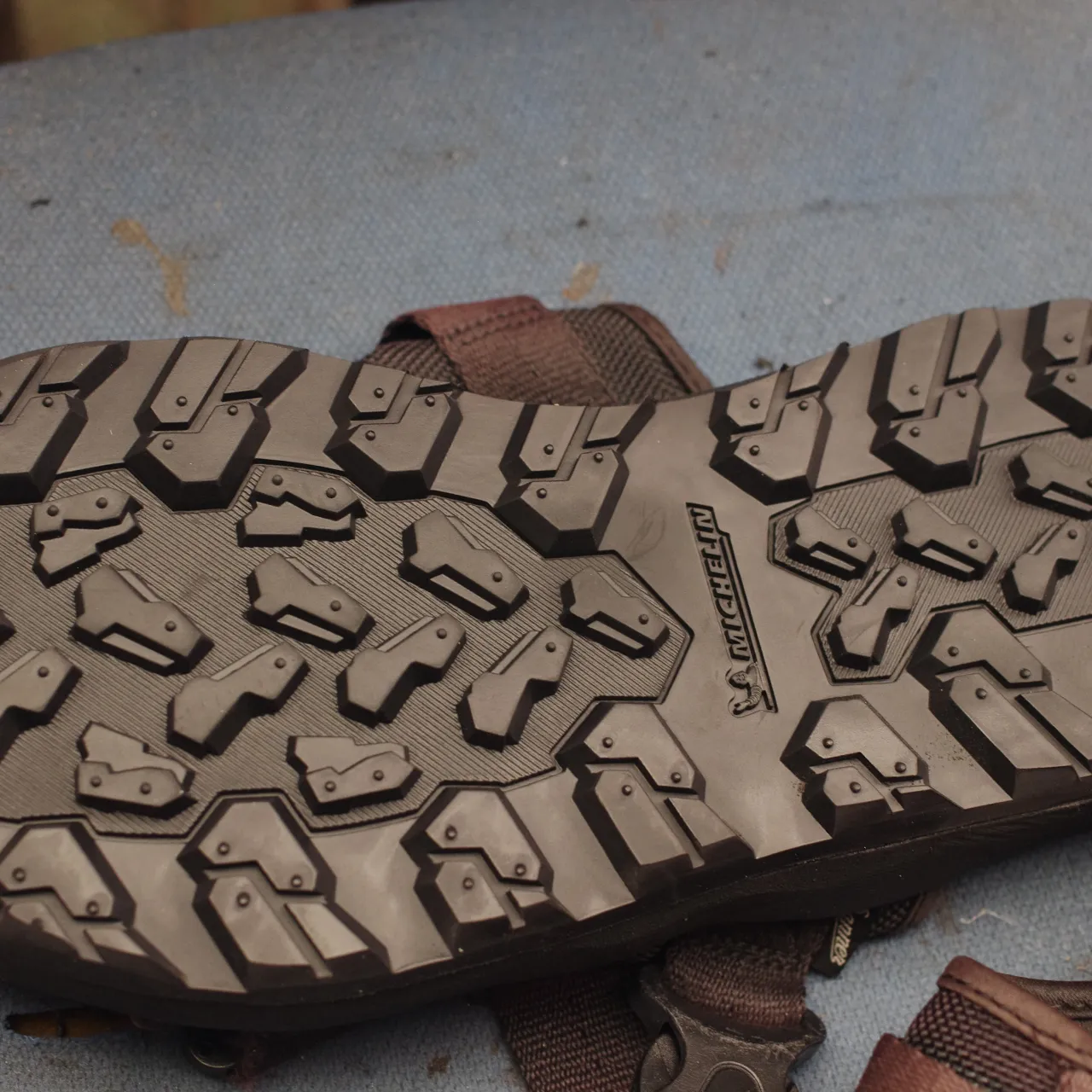 【Danner（ダナー）のサンダルをソール交換！】👣