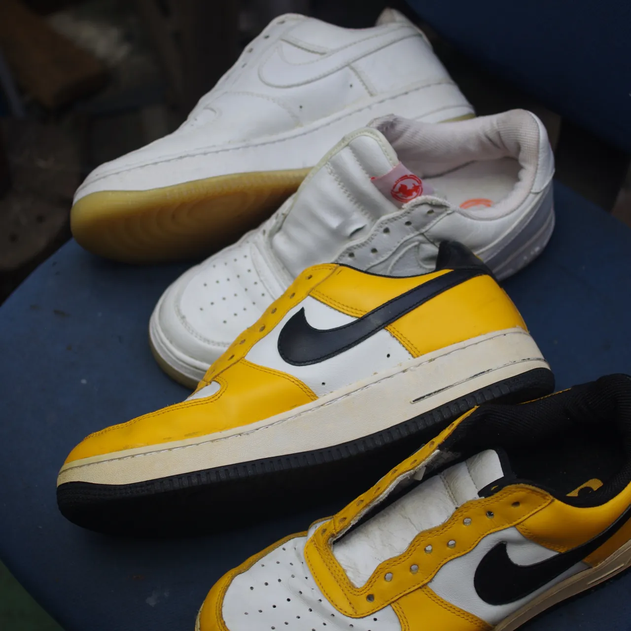 👟【NIKE エアフォース1の加水分解修理｜ソール内部のクッ...