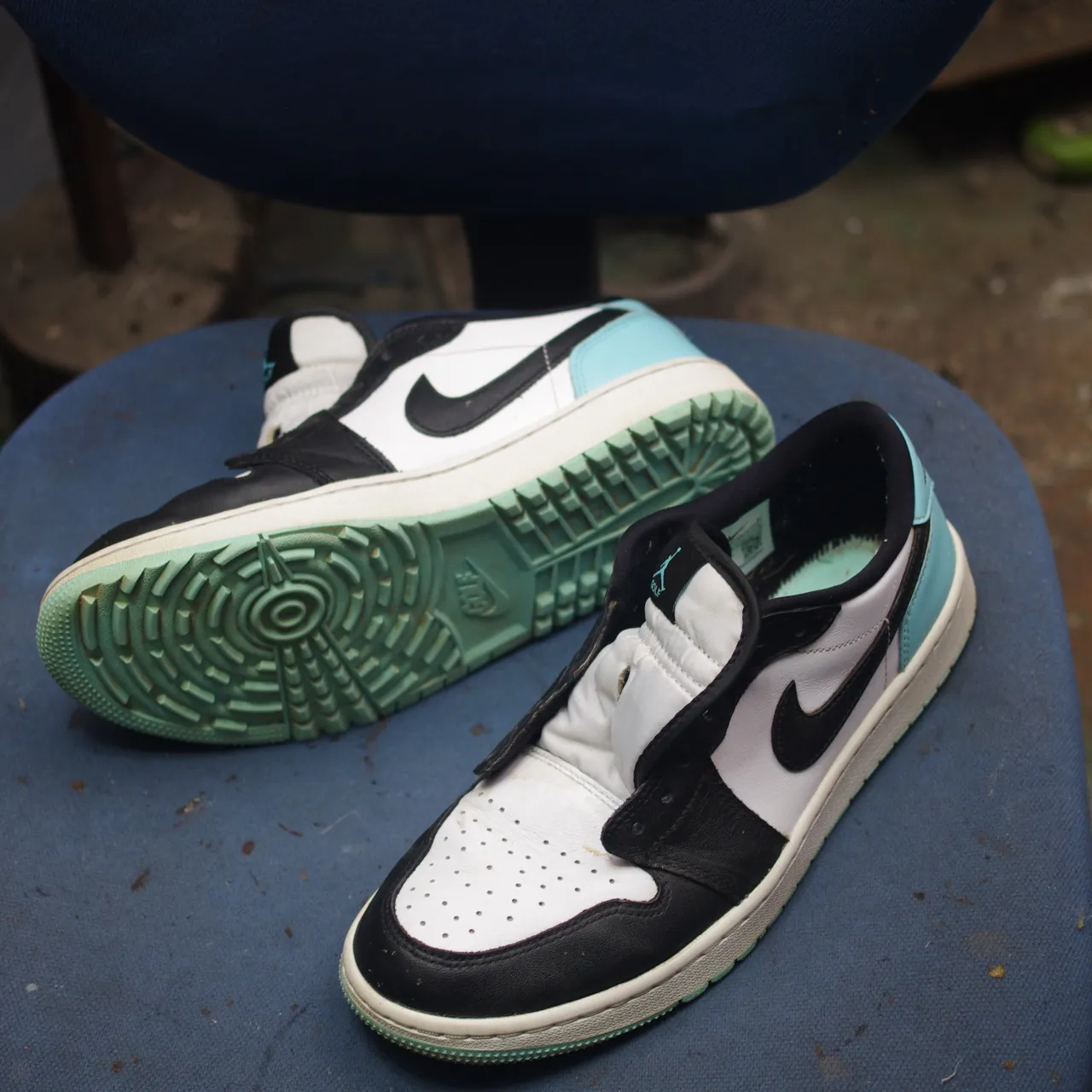 【NIKEゴルフシューズのソール剥がれ修理｜接着＋オパンケ縫...