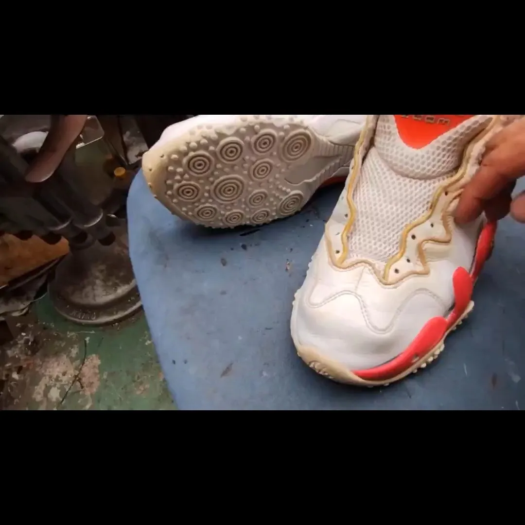 👟🔥【NIKE Air Zoom Flight 5 ソール剥...