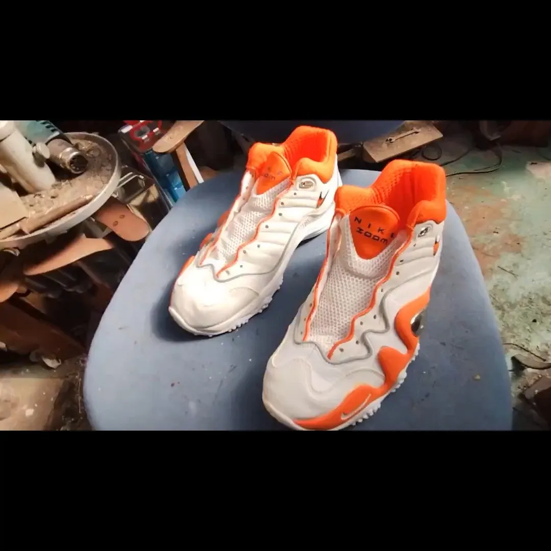 【NIKE エアズームアップテンポ｜ソール剥がれ修理】